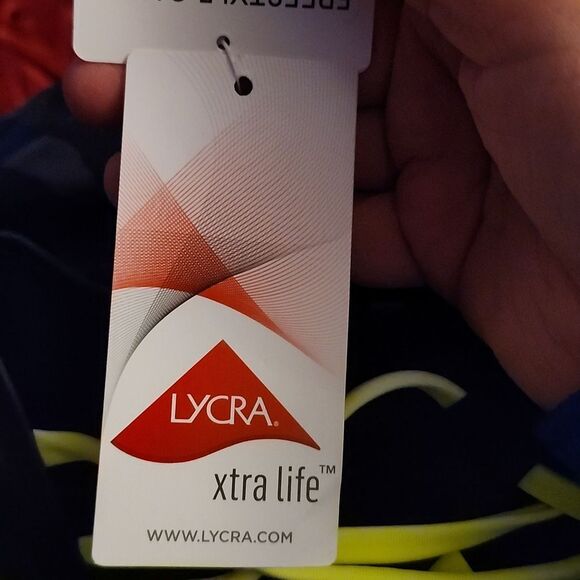 Athleta 38 Freestyle Camo One Piece - New - Picture 4 of 4